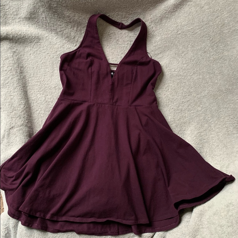 Express deep V skort dress size large